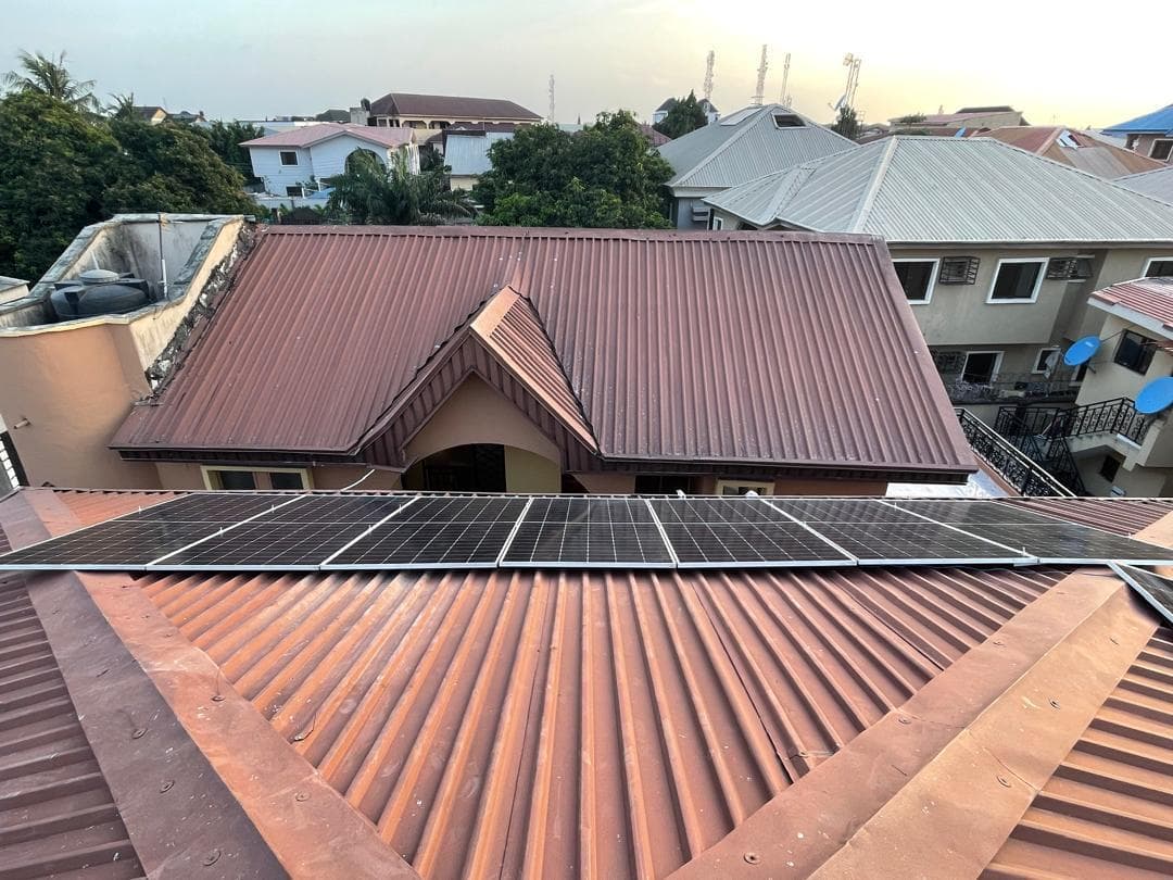 10kWh Lithium Battery + 11kVA Hybrid Solar System