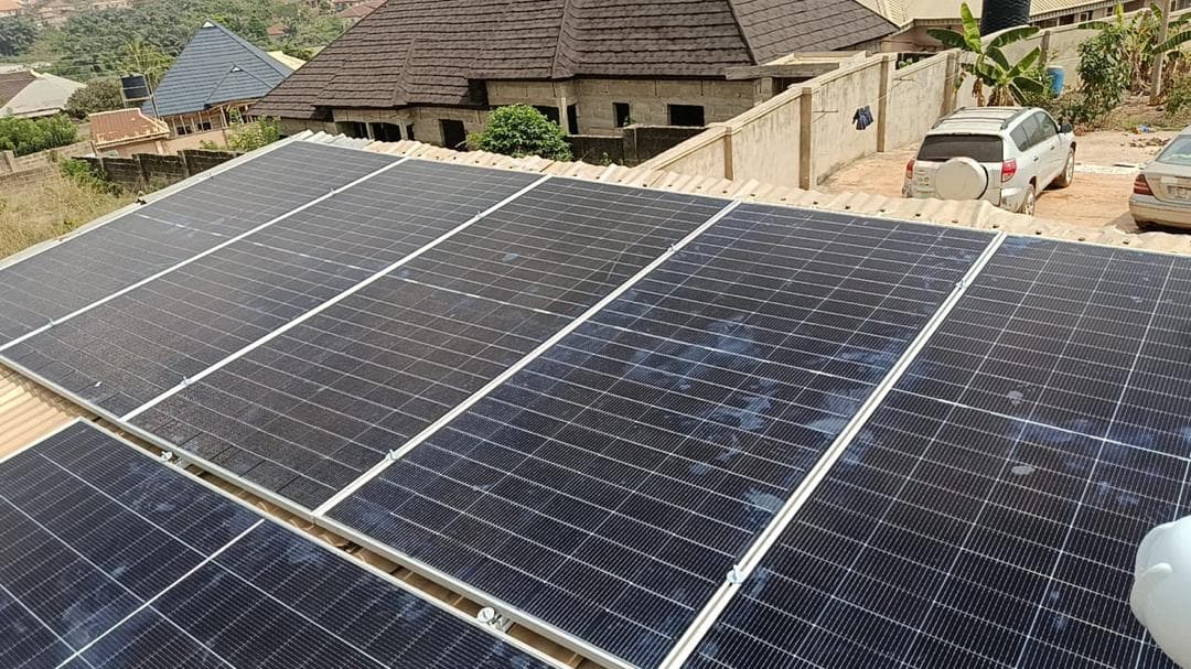 5kW Inverter + 5kWh Lithium Battery +  6 650W solar panels Solar System